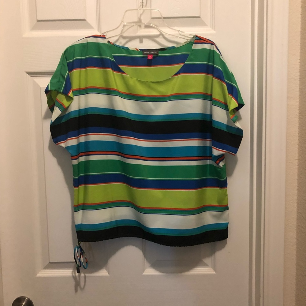 Vince Camuto size Medium top. Like new.